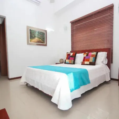 Apartment Con Piscina En El Laguito Bocagrande